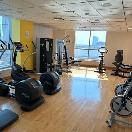 Cozy Marina & Sea View Apt In Bay Central Tower Dubai Marina With Modern Gym & Pool, Steps To Beach & Metro Eksteriør bilde
