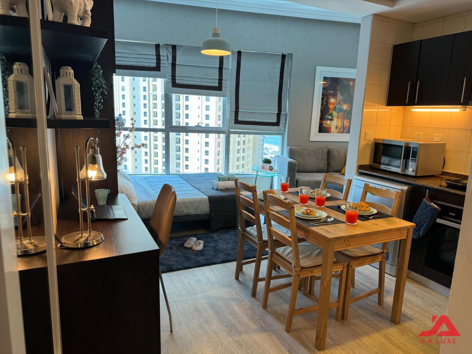 Cozy Marina & Sea View Apt In Bay Central Tower Dubai Marina With Modern Gym & Pool, Steps To Beach & Metro Eksteriør bilde